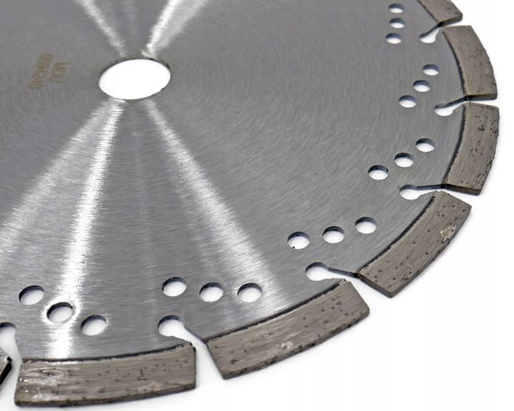 Tarcza Diamentowa Milwaukee SPEEDCROSS HUDD 230mm