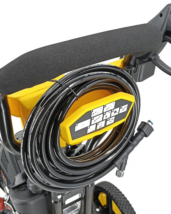 Spalinowa myjka ciśnieniowa Stanley SXPW240TRA 240 bar 2700W2700W