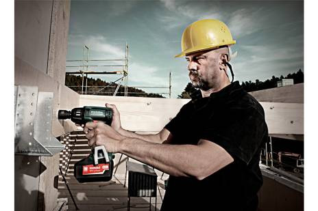 Zakrętak Udarowy Metabo SSW 18 LTX 400 BL – Bezszczotkowy Akumulatorowy 18V z Systemem CAS