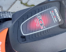 Kosiarka spalinowa z napędem YardForce YF-GMH51silnik Honda GCV170