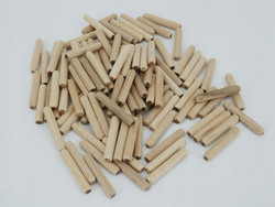 Kołki Drewniane Meblowe Ryflowane 8x35 mm (100 szt.)