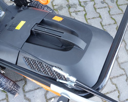 Kosiarka spalinowa z napędem YardForce YF-GMH51silnik Honda GCV170