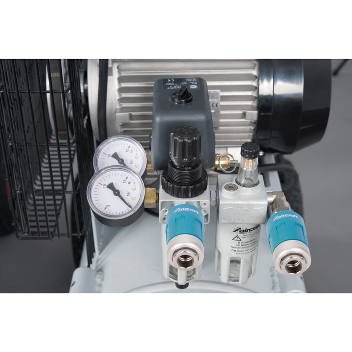 Mobilna sprężarka tłokowa dla rzemieślników z napędem pasowym