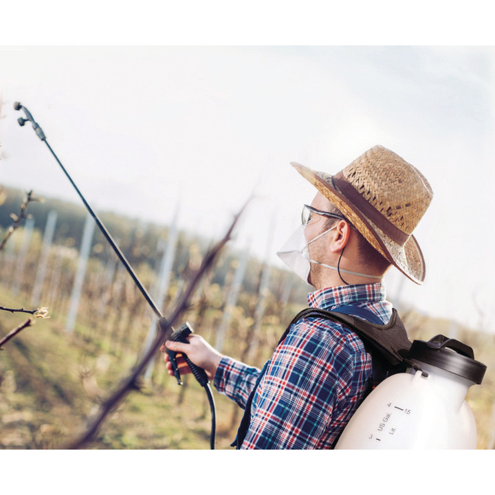 Akumulatorowy opryskiwacz ciśnieniowy