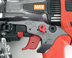 Gwoździarka MAX HN65S