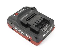 Zestaw akumulatory i ładowarka Metabo 18 V 4,0 Ah