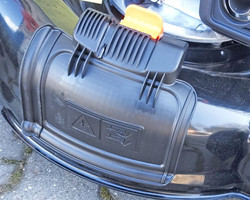 Kosiarka spalinowa z napędem YardForce YF-GMH51silnik Honda GCV170