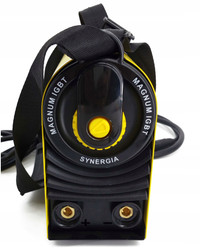 Spawarka inwerterowa MAGNUM Snake 204 SYNERGIA DIGITAL 180A #101