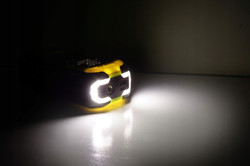 Kompresor Akumulatorowy Stanley SXIF0101 4w1 (10 Bar, Powerbank, Latarka LED)